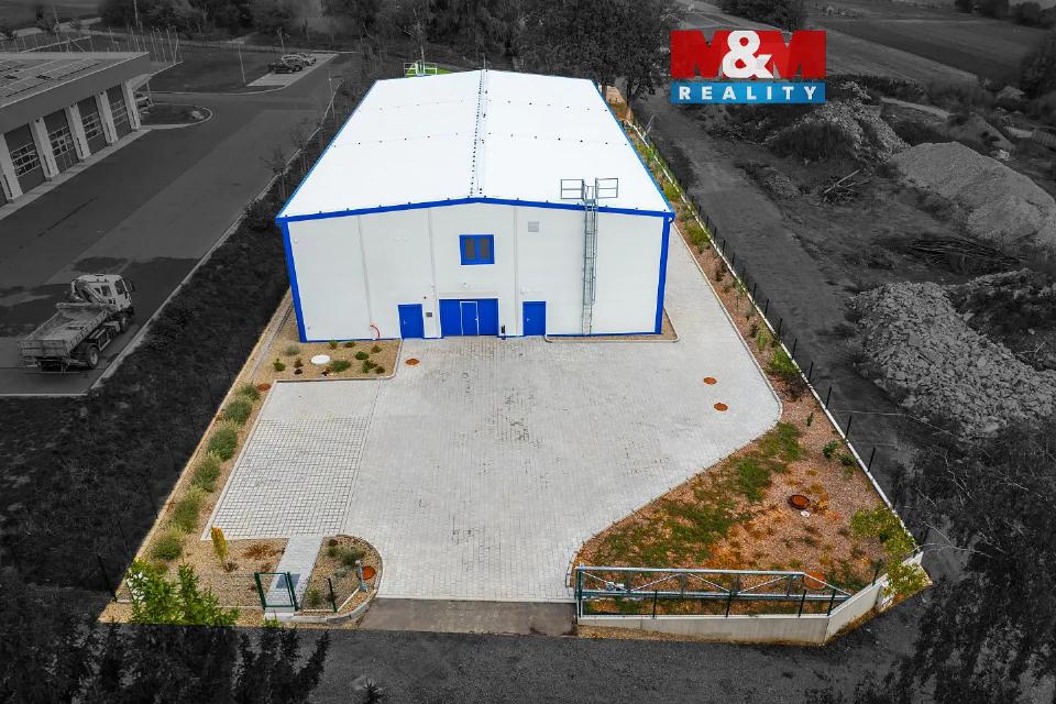Prodej komerčního prostoru 940 m²