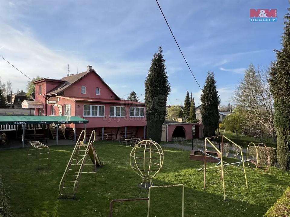Prodej komerčního prostoru 235 m²