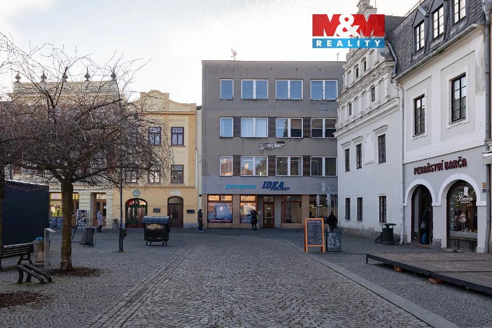 Prodej komerčního prostoru 720 m²