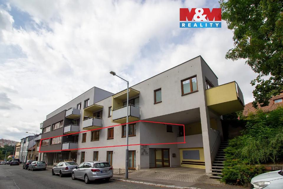 Prodej komerčního prostoru 401 m²