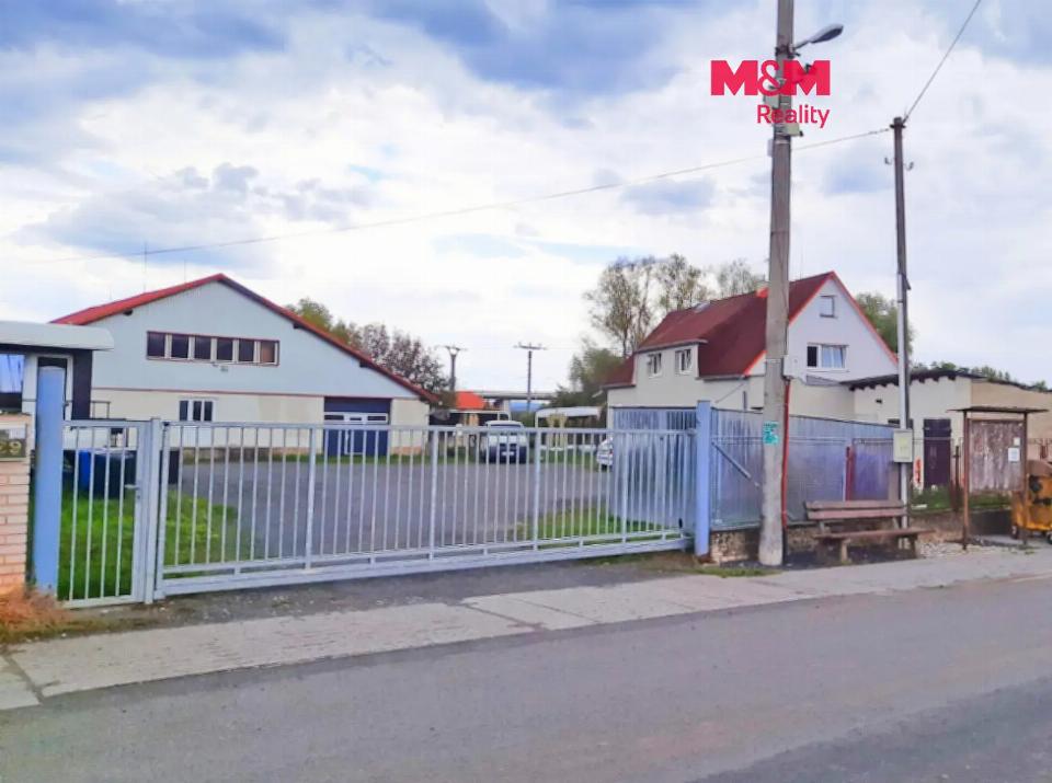 Pronájem komerčního prostoru 200 m²