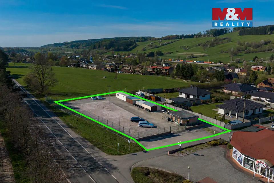 Prodej komerčního prostoru 1661 m²