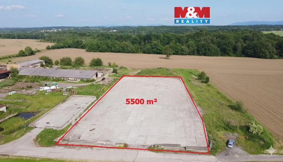 Pronájem komerčního prostoru 5517 m²
