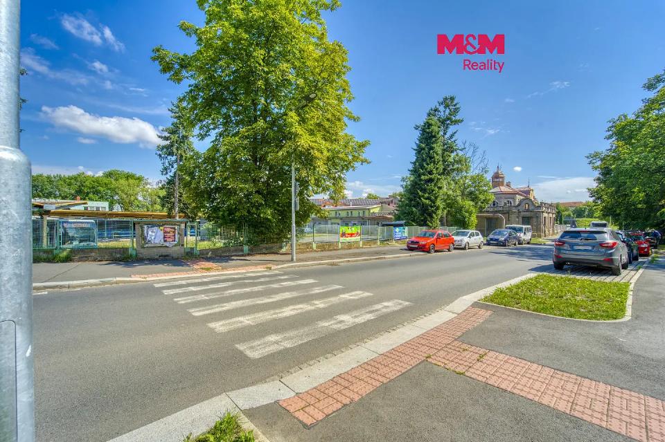 Pronájem komerčního prostoru 2 m²