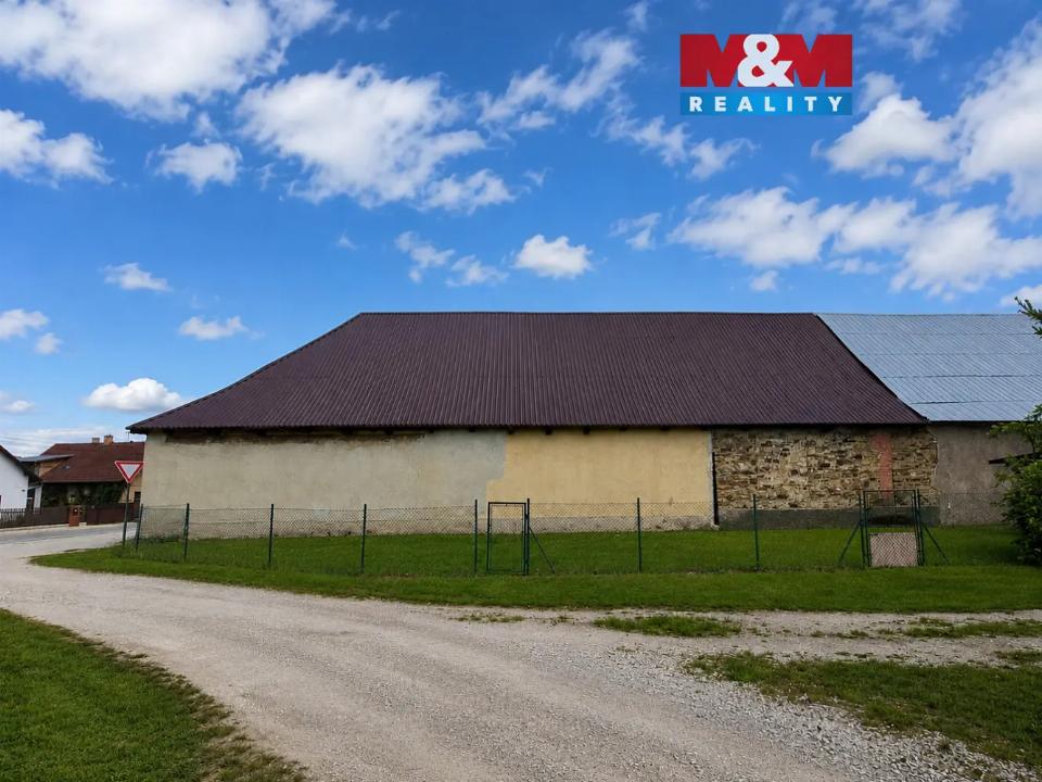 Pronájem komerčního prostoru 350 m²