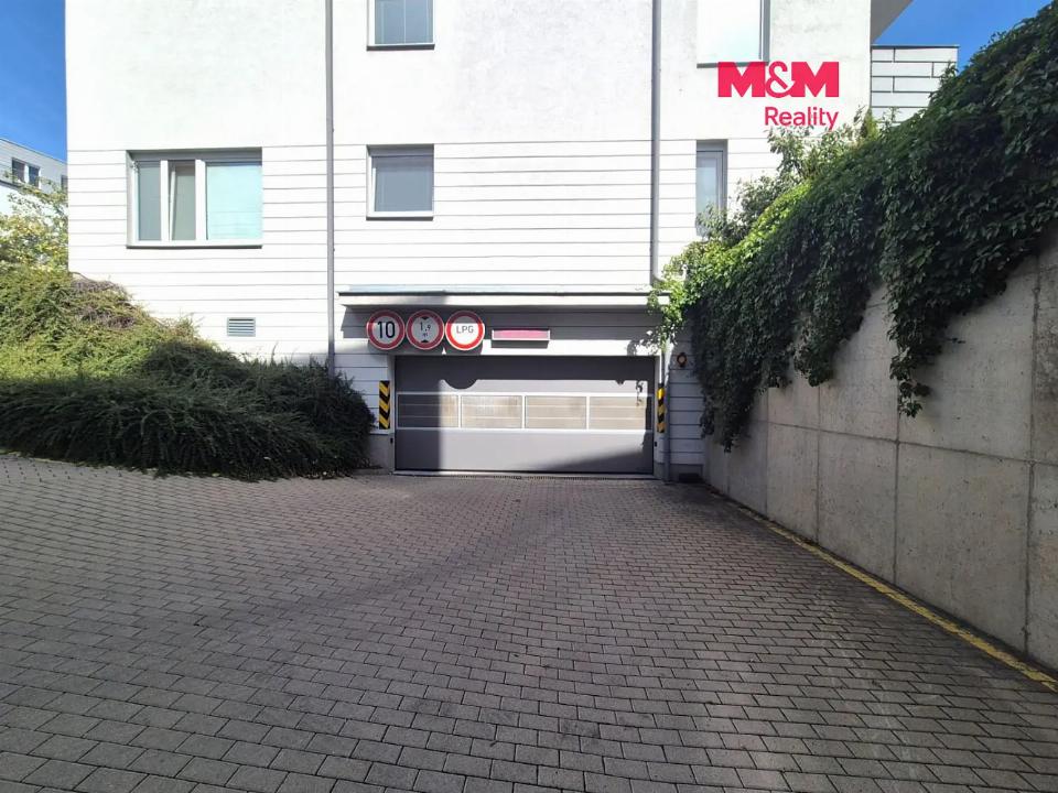 Prodej garáže 16 m²