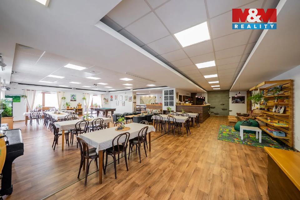 Prodej komerčního prostoru 533 m²