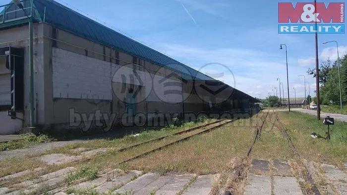 Pronájem garáže 1116 m²