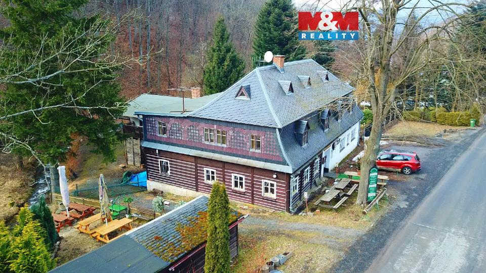 Prodej komerčního prostoru 2062 m²