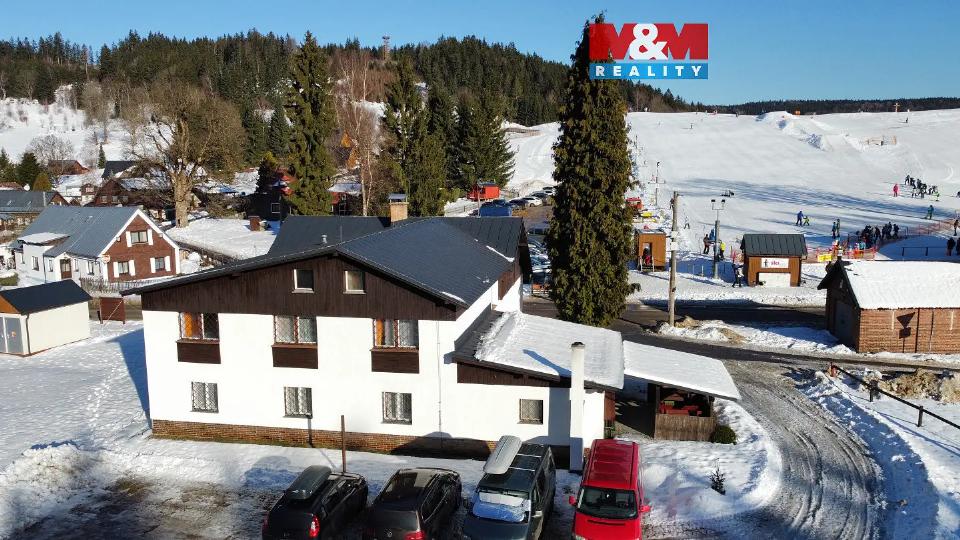 Prodej komerčního prostoru 600 m²