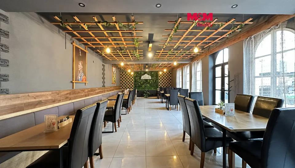 Pronájem komerčního prostoru 212 m²