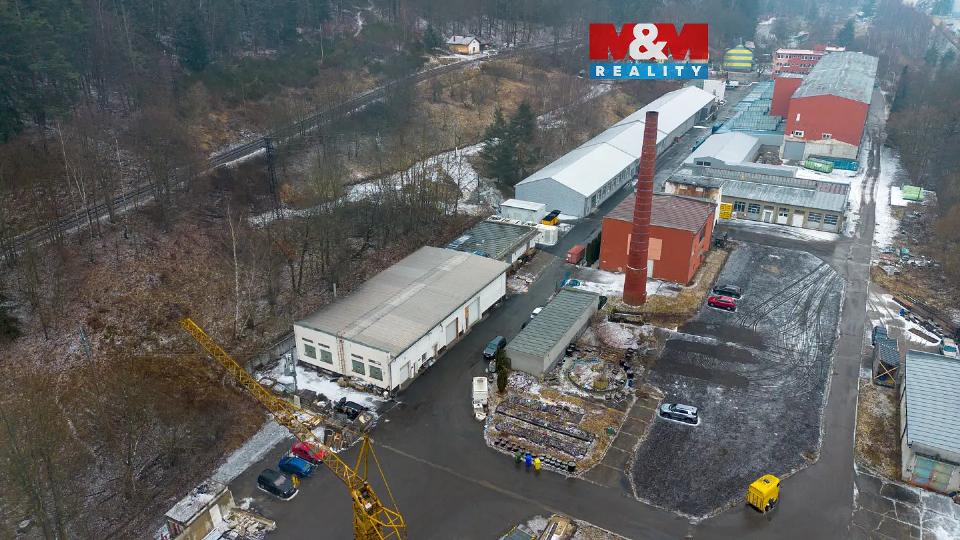 Prodej komerčního prostoru 1904 m²