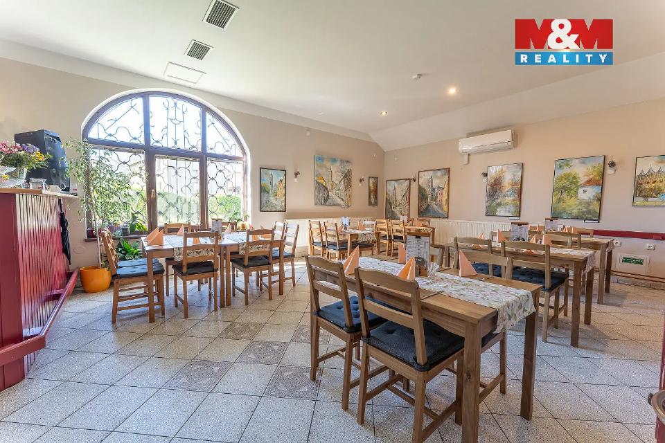 Prodej komerčního prostoru 390 m²