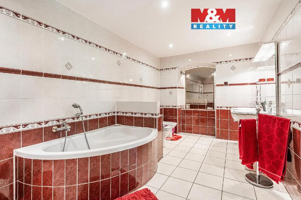 Prodej domu 700 m²