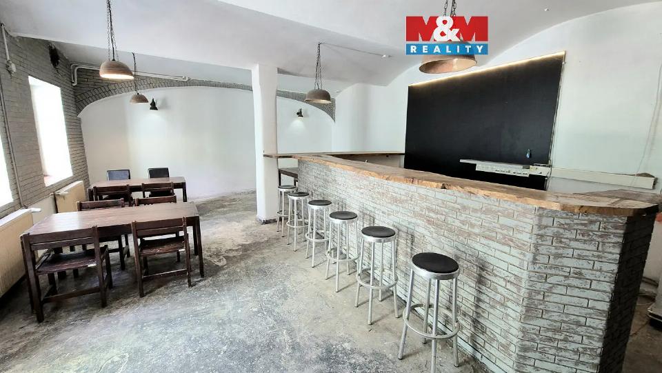 Pronájem komerčního prostoru 157 m²