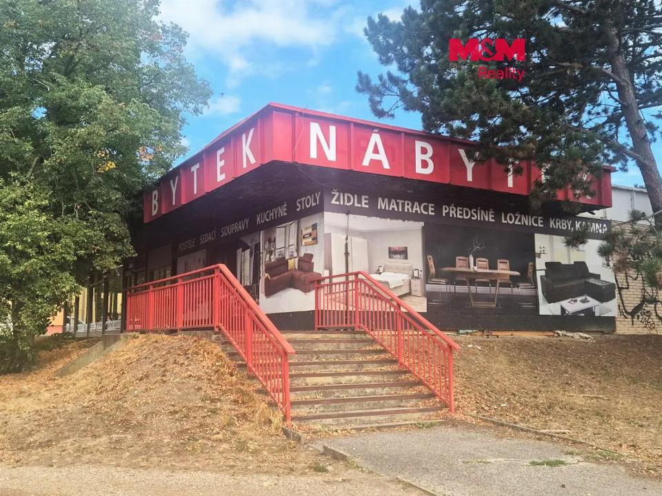 Prodej komerčního prostoru 468 m²