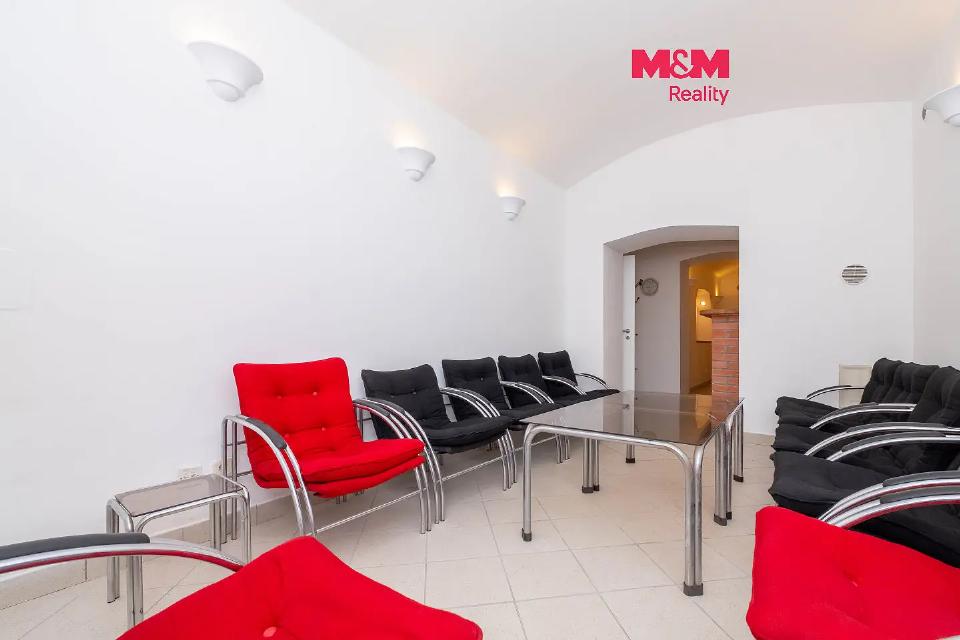 Pronájem komerčního prostoru 61 m²