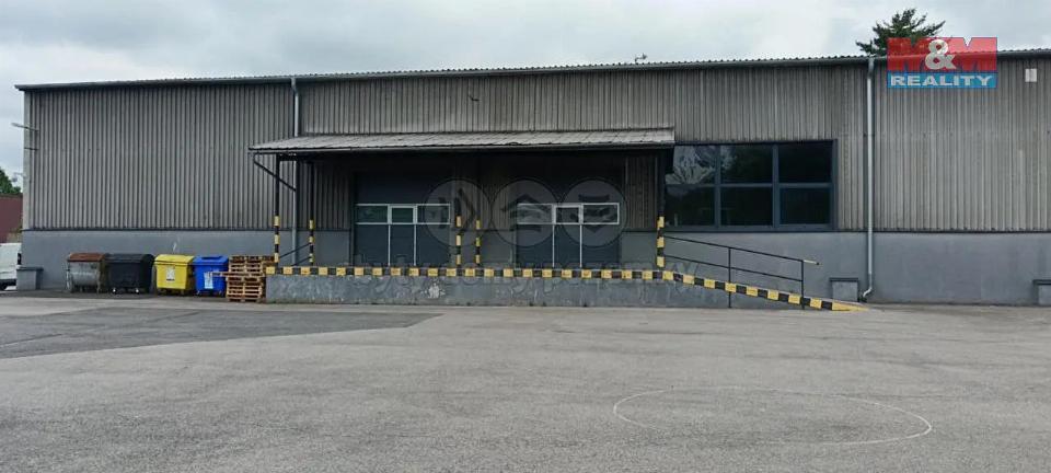 Pronájem komerčního prostoru 430 m²