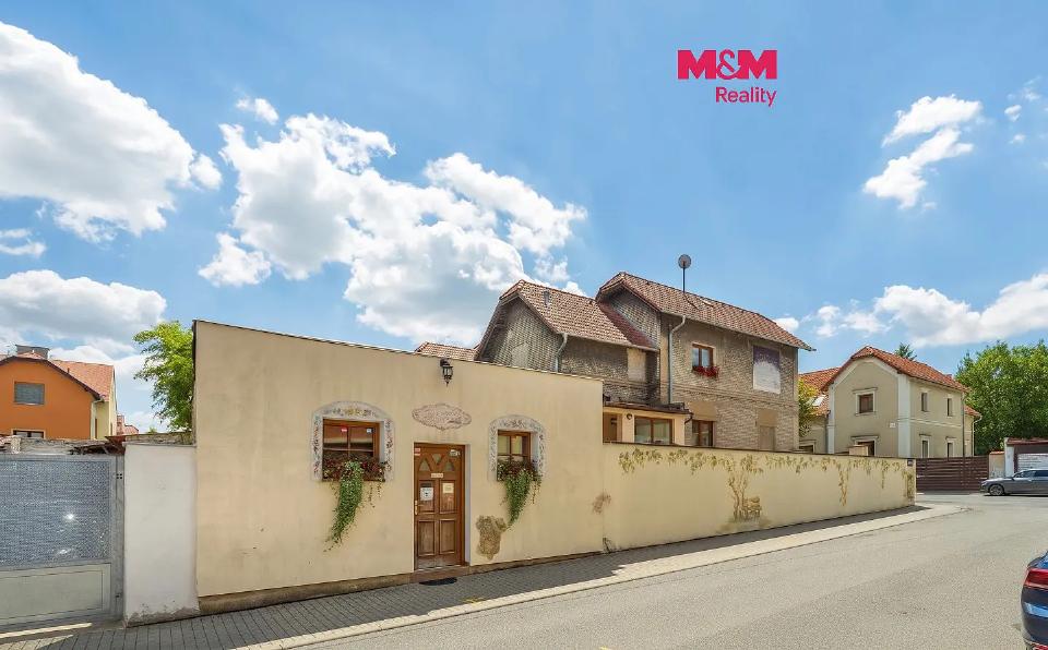 Prodej komerčního prostoru 163 m²