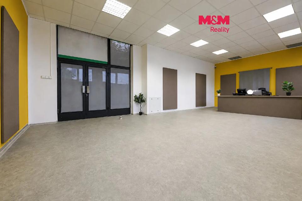 Pronájem komerčního prostoru 93 m²