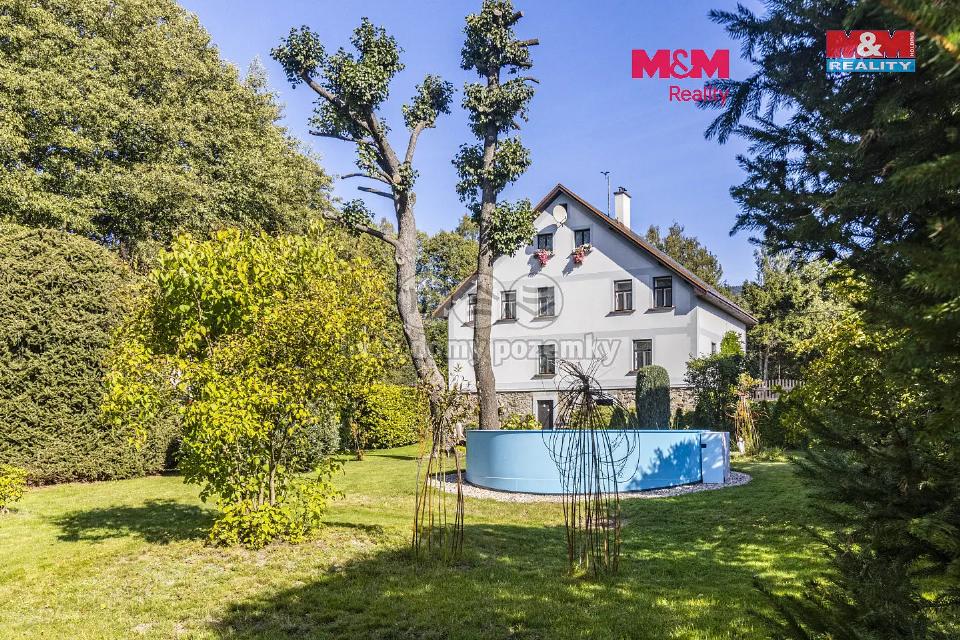Prodej domu 590 m²
