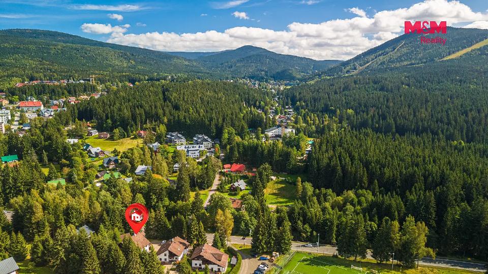 Prodej komerčního prostoru 341 m²