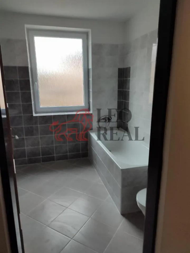Pronájem bytu 60 m²