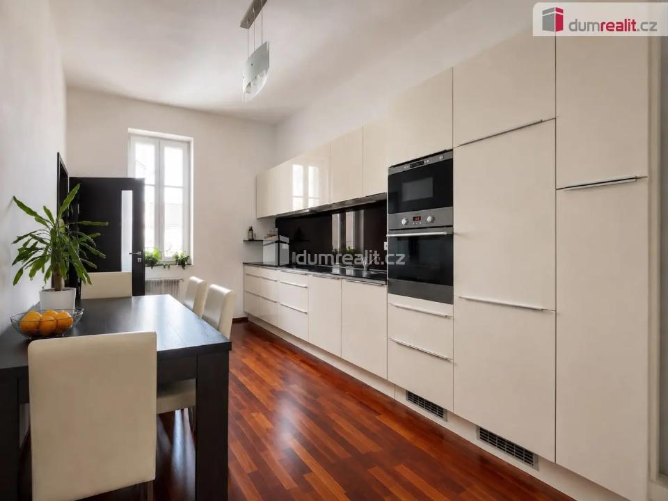 Pronájem bytu 65 m²