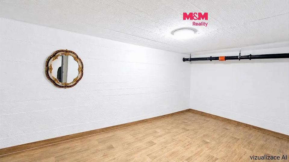 Prodej garáže 85 m²