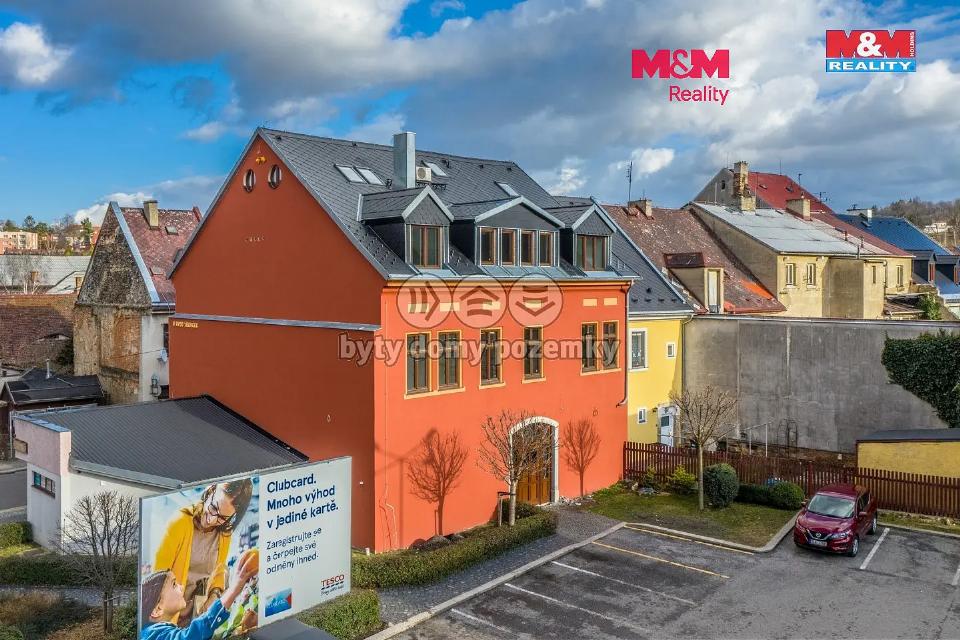 Pronájem bytu 90 m²