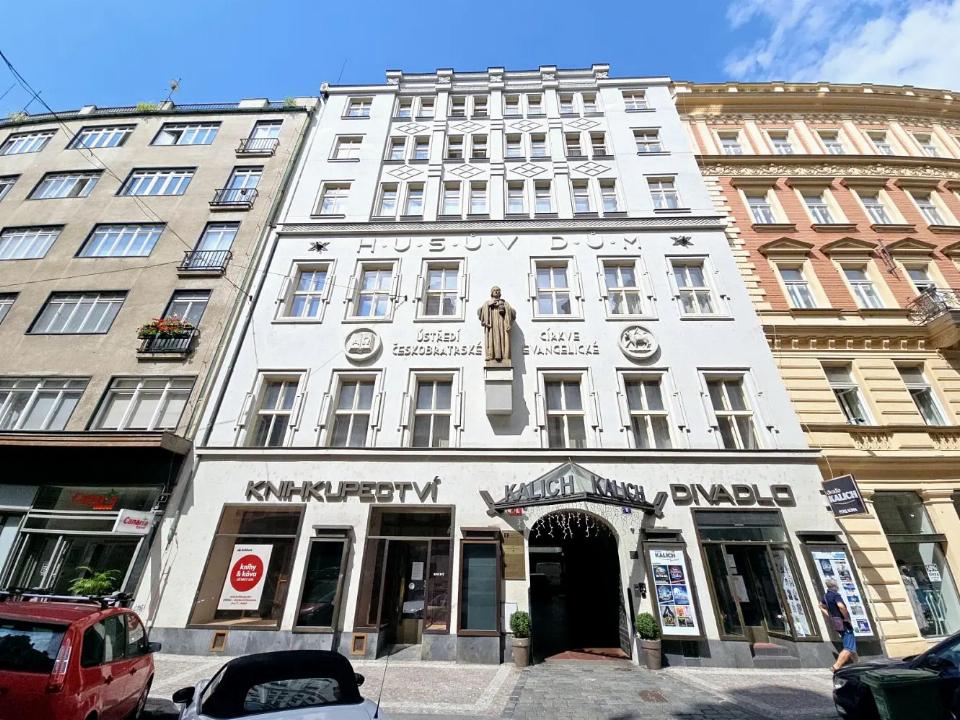 Pronájem bytu 111 m²