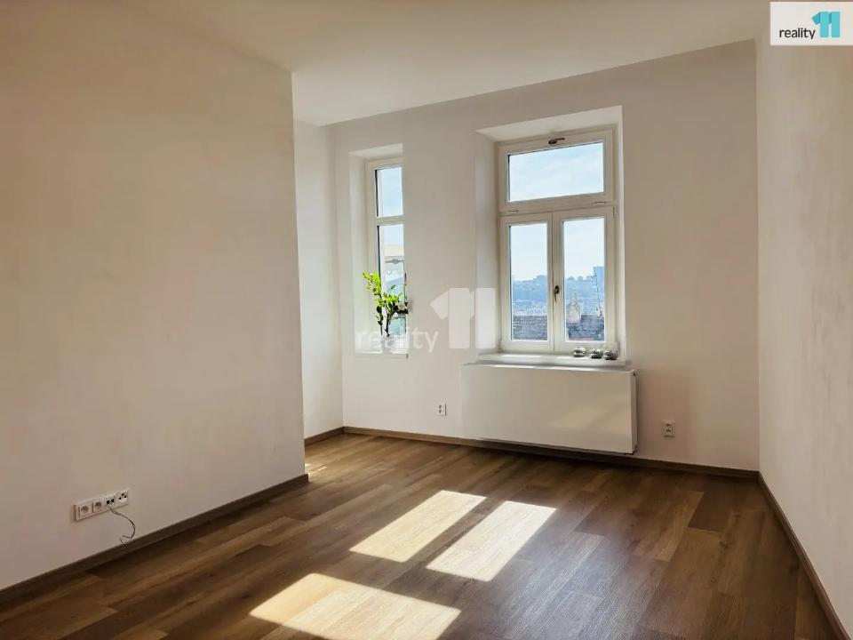 Pronájem bytu 37 m²
