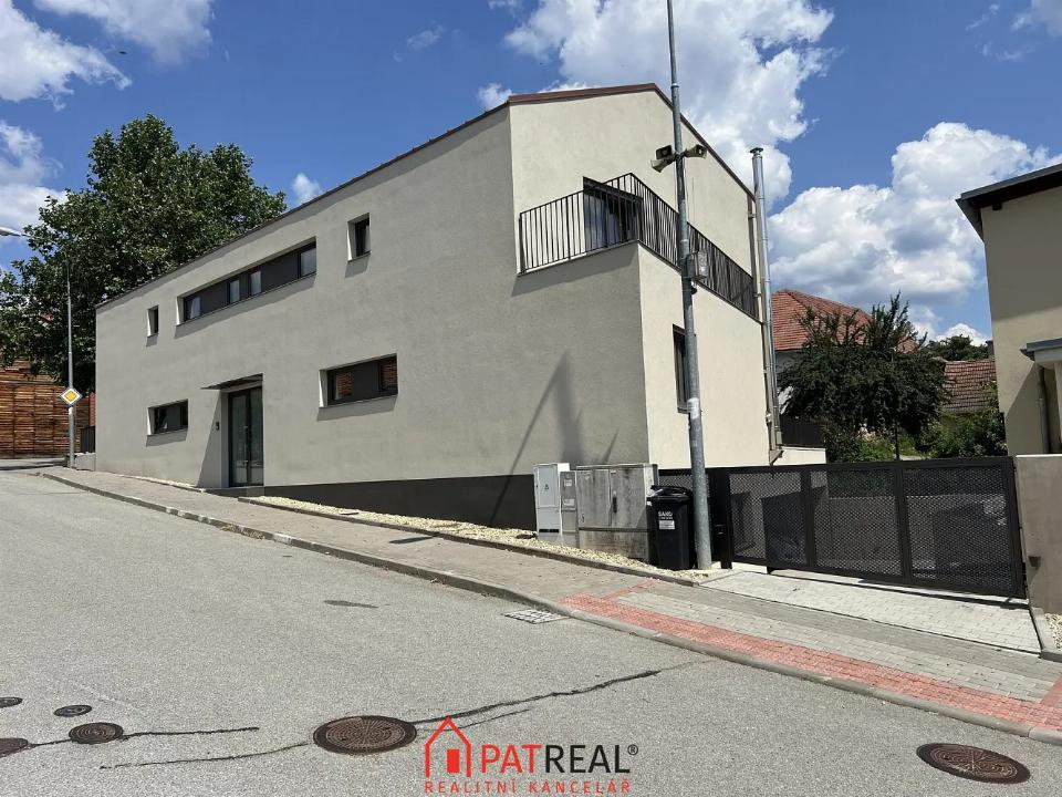 Pronájem bytu 44 m²