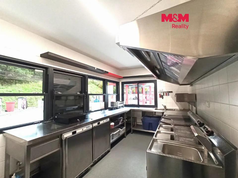 Pronájem komerčního prostoru 14 m²