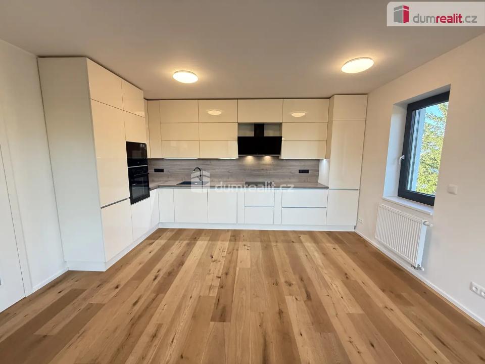Pronájem bytu 61 m²