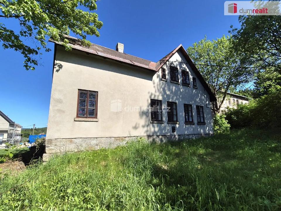 Prodej komerčního prostoru 214 m²