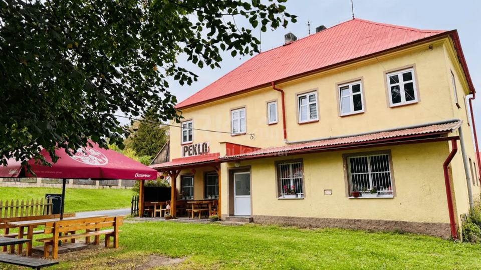 Prodej komerčního prostoru 260 m²