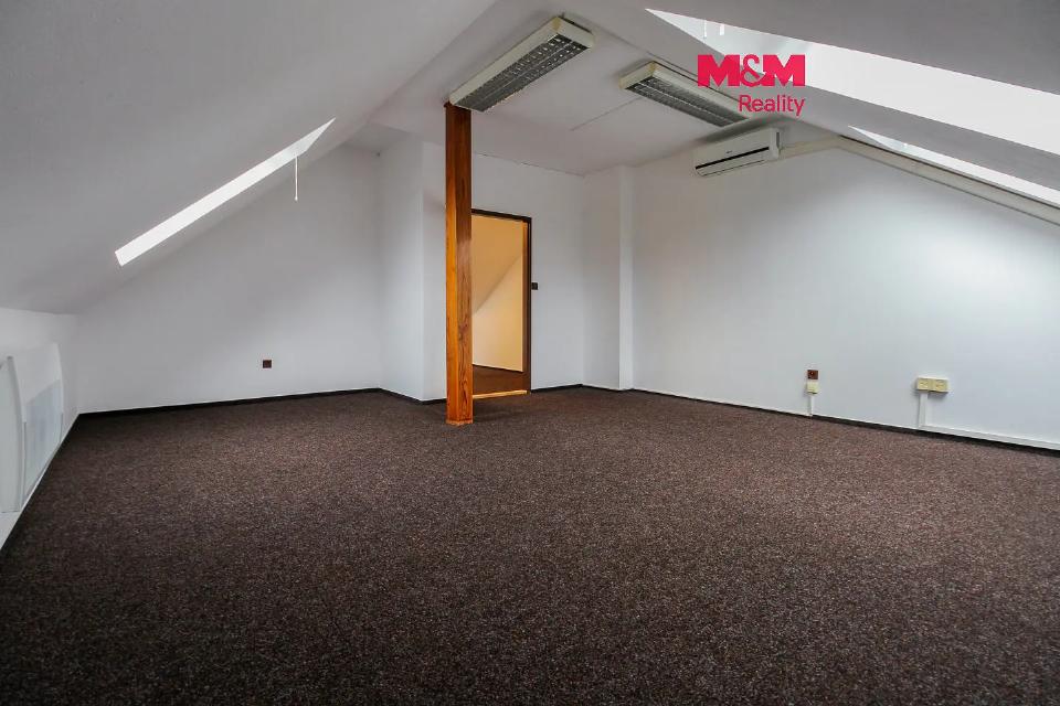 Pronájem komerčního prostoru 27 m²