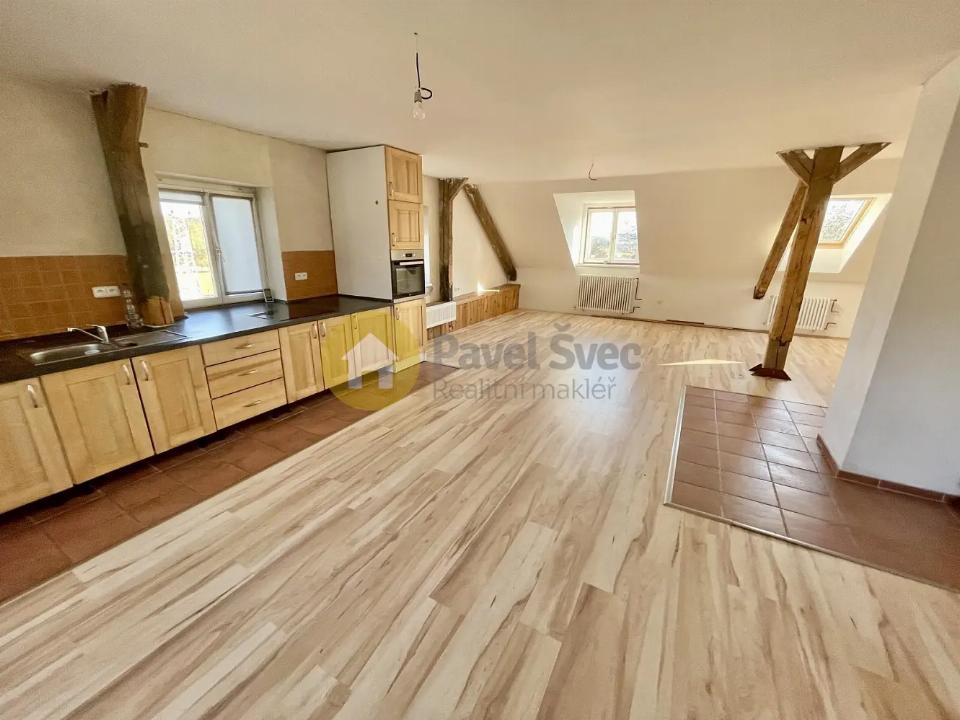 Pronájem bytu 145 m²