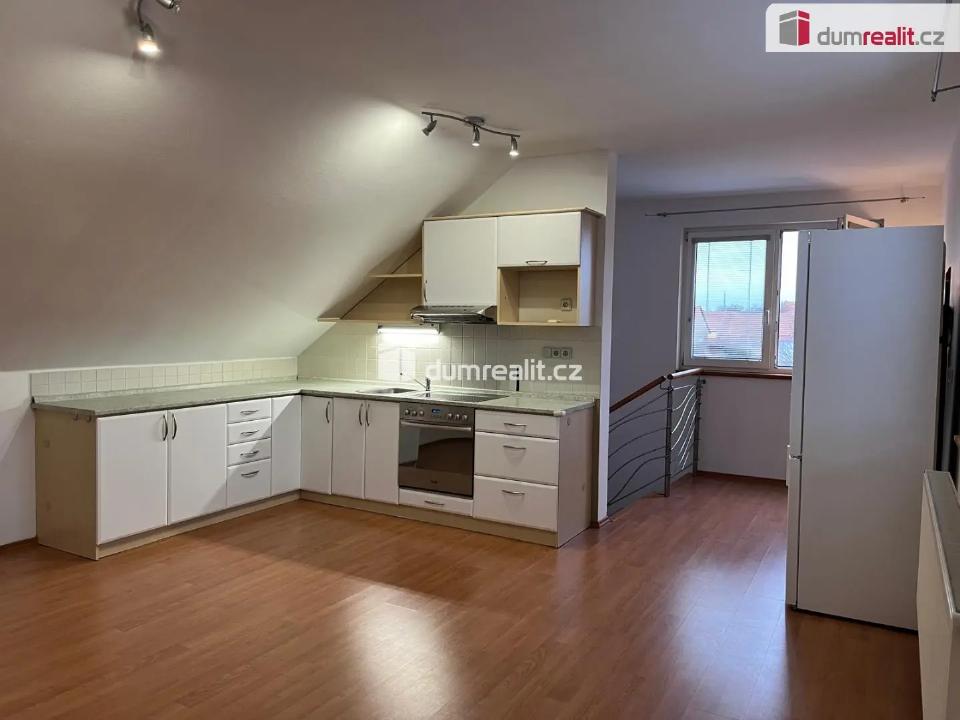 Pronájem bytu 80 m²