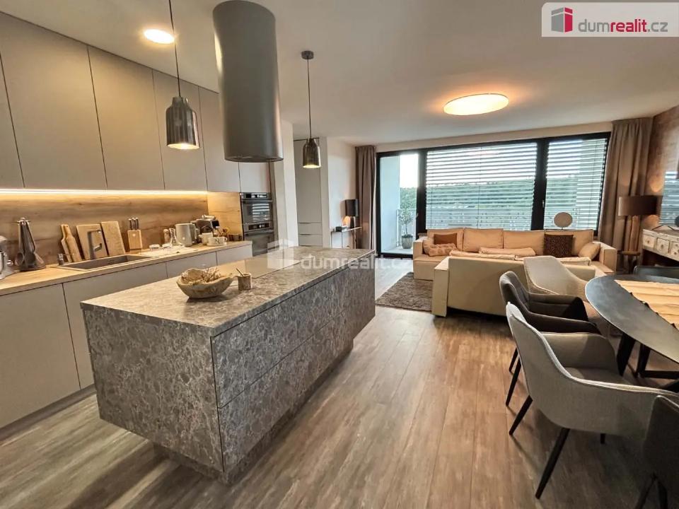 Pronájem bytu 90 m²