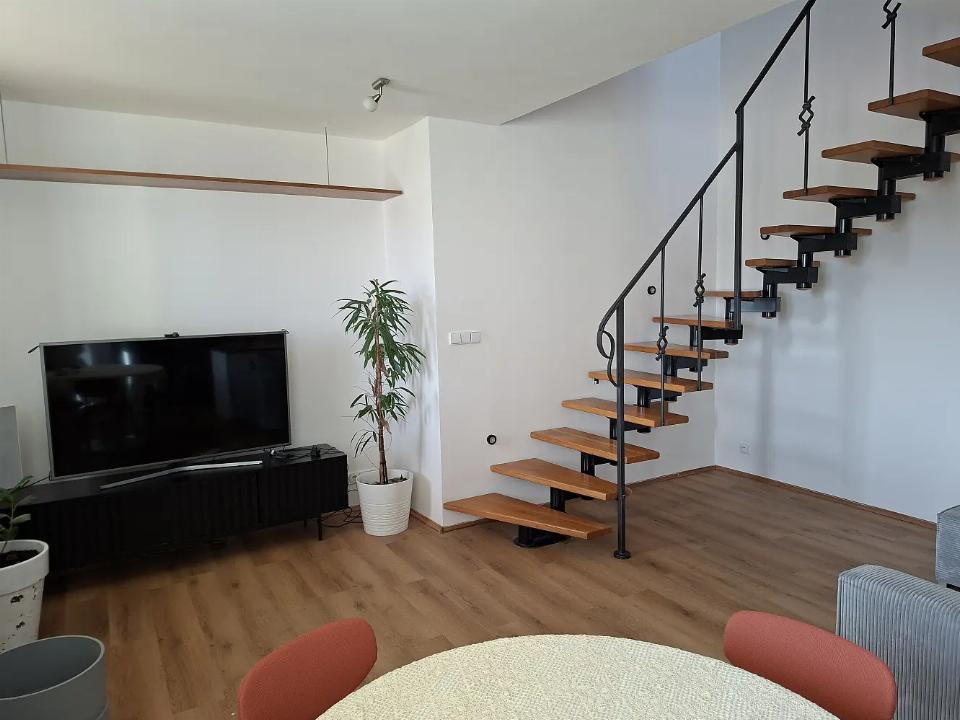 Pronájem bytu 101 m²