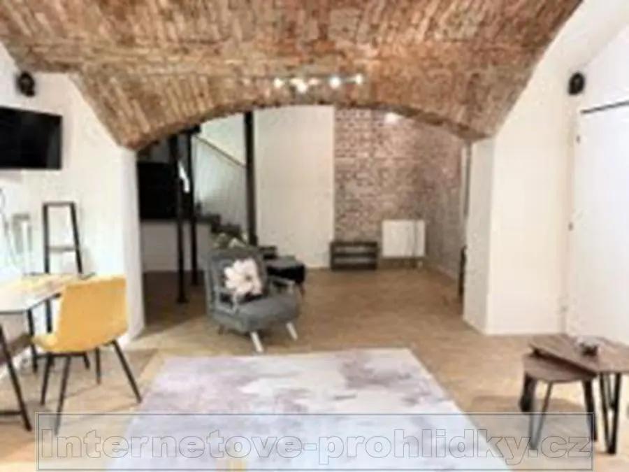 Pronájem bytu 94 m²