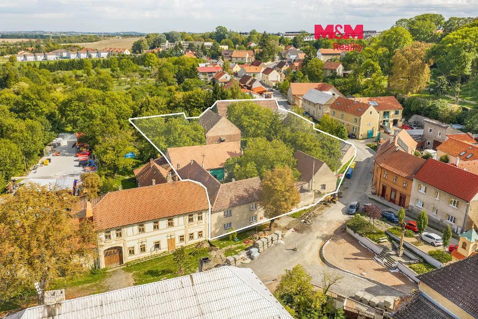 Prodej komerčního prostoru 4516 m²