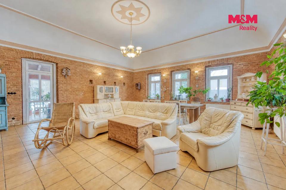 Prodej domu 433 m²