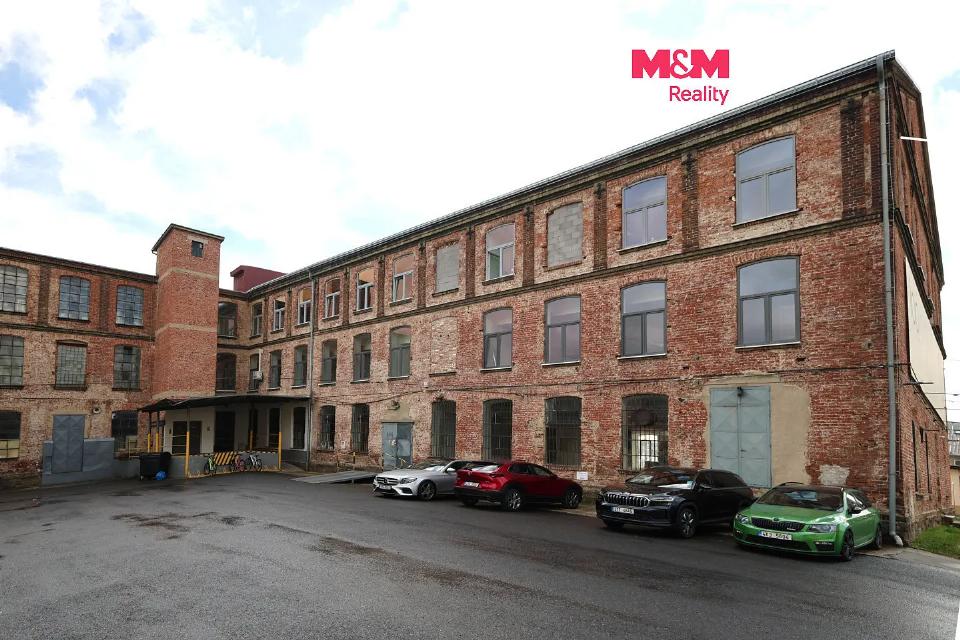 Pronájem komerčního prostoru 520 m²