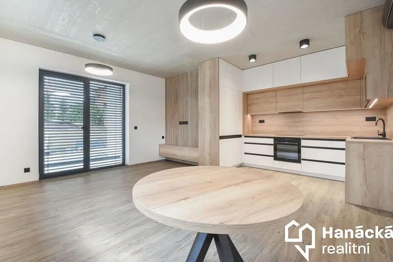 Pronájem bytu 58 m²