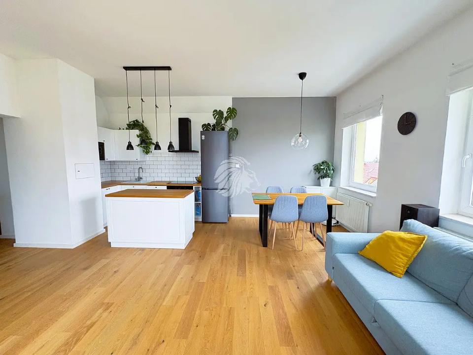 Pronájem bytu 68 m²