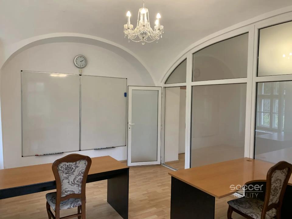 Pronájem komerčního prostoru 56 m²