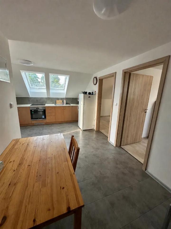 Pronájem bytu 80 m²
